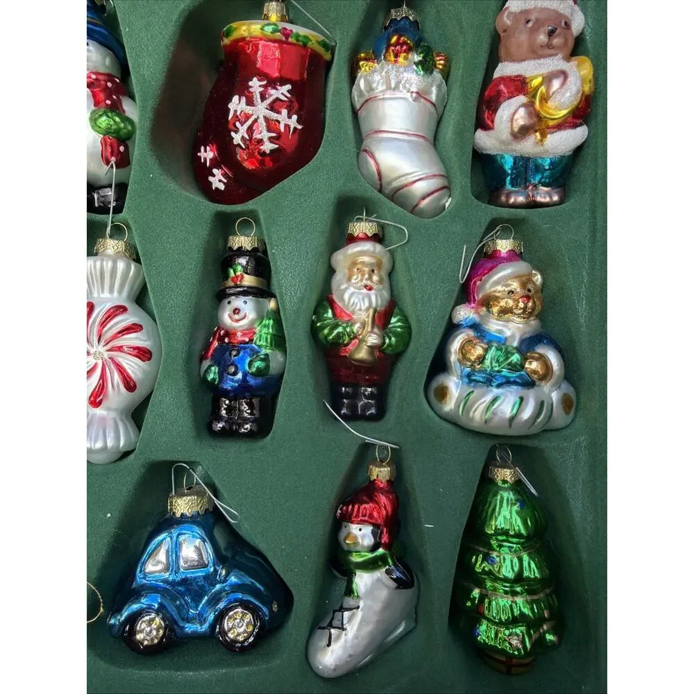 Thomas Pacconi Museum Series (27) Glass Christmas Ornaments 1900-2000 Classics